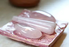 Massagekegel aus Rosenquarz